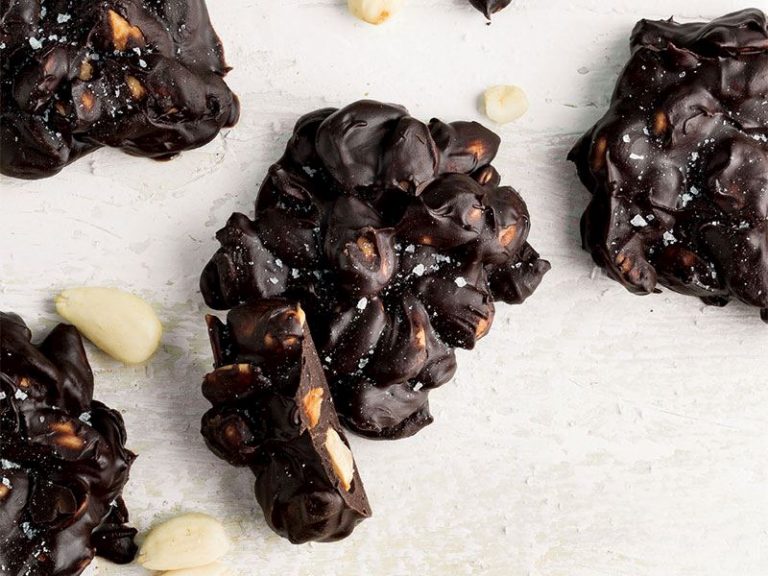 Deniz Tuzlu Çikolatalı Badem