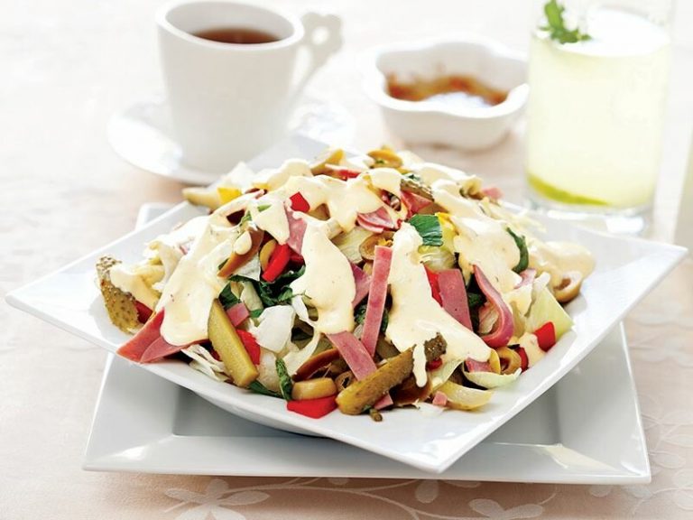 Hardal Soslu, Yoğurtlu Marul Salata