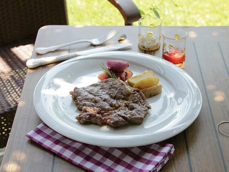 Izgarada Dana Antrikot