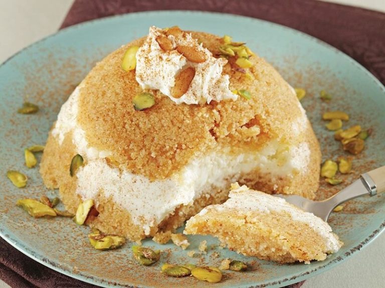 Kaymaklı İrmik Helvası