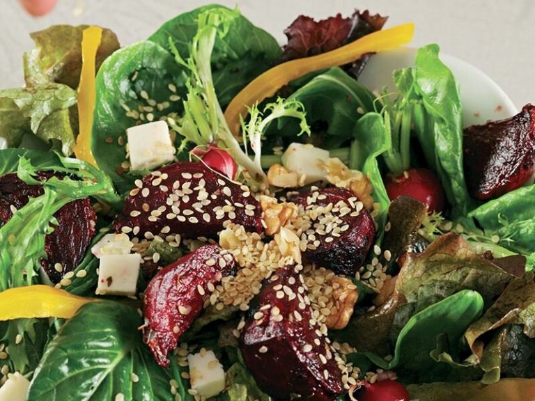 Keçi Peynirli Pancar Salatası