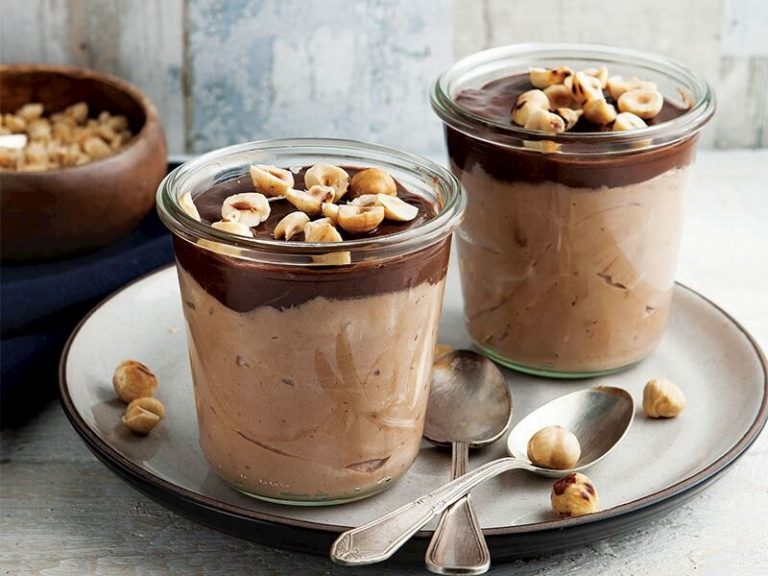 Çikolatalı Ve Fındıklı Mus