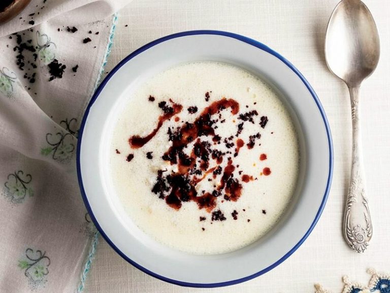 Sütlü Buğday Çorbası