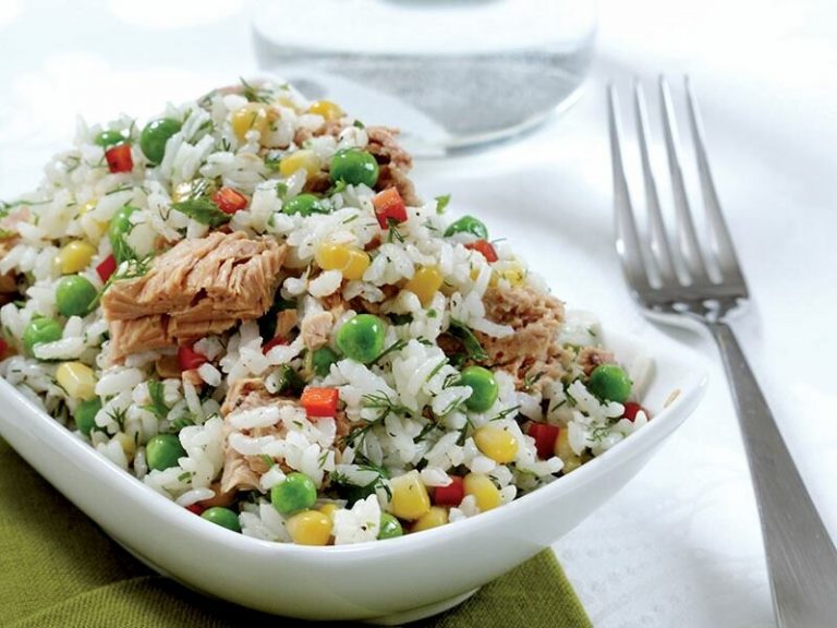 Ton Balıklı Pirinç Salatası