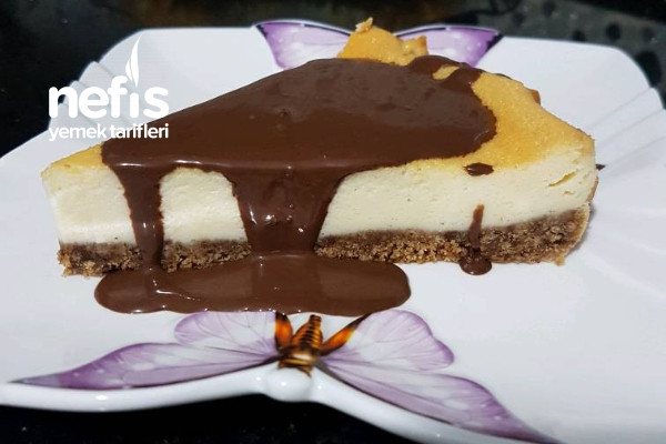 Çikolata Soslu Cheesecake