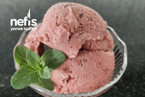 Vişne Reçelli Dondurma Tarifi