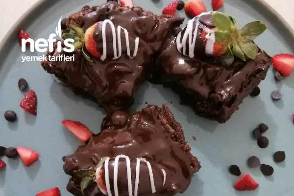 Çilekli Browni