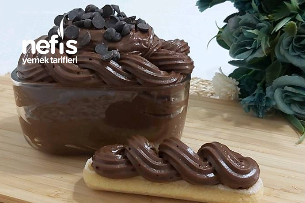 Muhteşem Çikolatalı Pasta Kreması