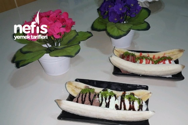 Dondurmalı Muz Sandviç Banana Split