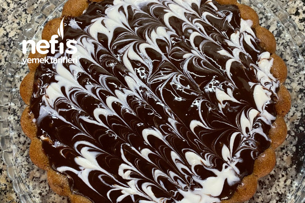 Çikolata Soslu Tart Kek