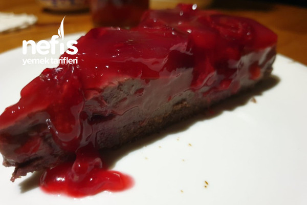 Vişneli Çikolatalı Cheesecake