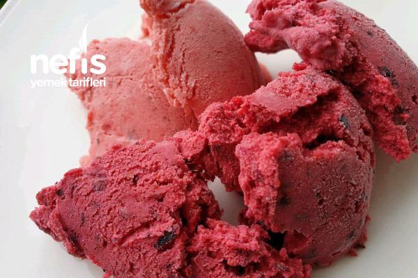 Çilekli Ve Ahududulu Dondurma Konutta Pratik Yapılışı