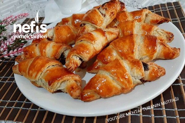 Hamur Açmadan En Pratik Çikolatalı Kruvasan 3 Malzemeli Videolu