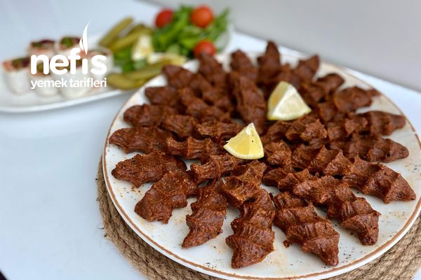 Bütün Kıvamında Çok Pratik Blenderda Etsiz Çiğköfte Tarifi Videolu