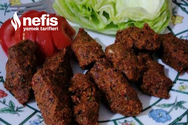Bütün Kıvamında Mercimek Köftesi