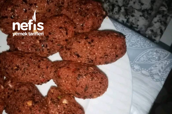 Hazır Gibi Etsiz Çiğ Köfte